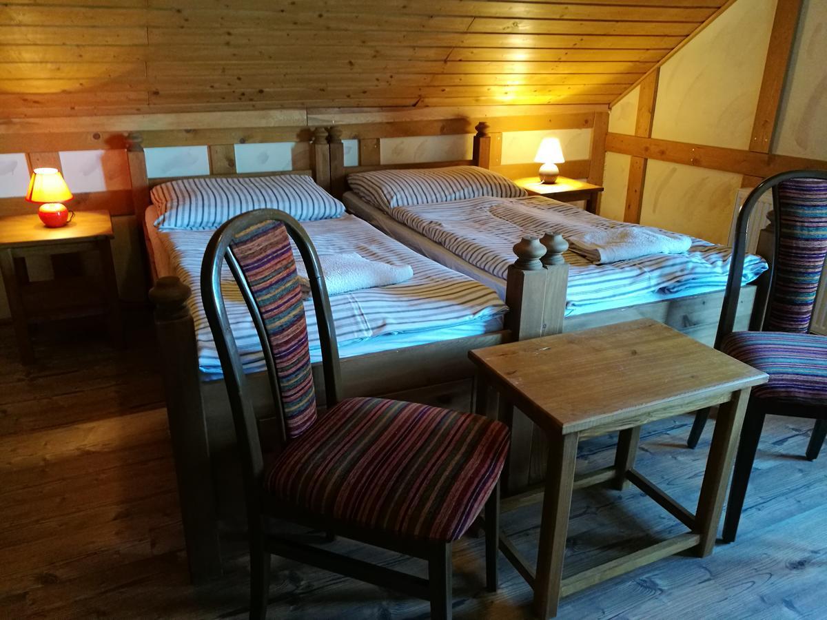 Restaurant Pension-Anton Jáchymov Kültér fotó